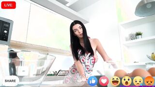 Giving Stepbro My Muffin