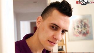 Voyeur gets sexy head from lusty MILF