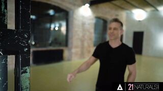 21 NATURALS - babe Ballerina Alyssa Bounty Gets Her Tight Booty Pounded