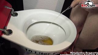 Insane peeing party with 10 liters of piss