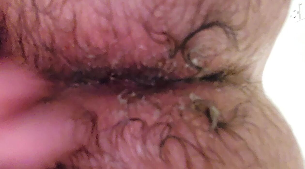 Joe sexy sits on your face with a cummy creampied ass