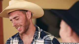 Carter Woods fucks Cody Seiya in cowboy
