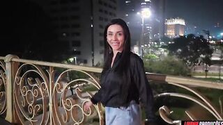 Morena gostosa do rabão fudendo com o negão dotado