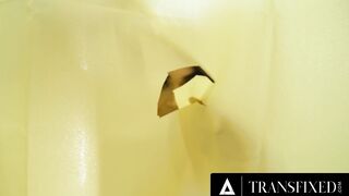 TRANSFIXED - Ariel Demure Caught Eva Maxim Blowing Jade Venus Through Shower Curtain Glory Hole