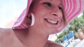 Am Strand zwei feuchte Muschis genagelt