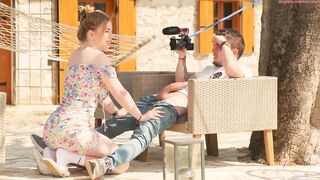 Er filmt die junge Gore beim Blasen und ficken
