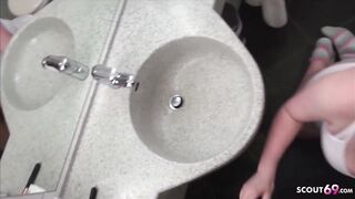 German Step Sister Seduce to Banged! into Restroom bei Brother
