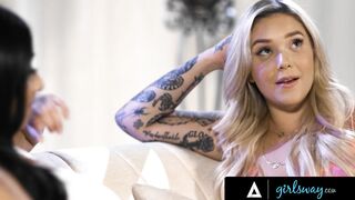 GIRLSWAY - Heterosexual But Lonely PAWG Kali Roses Begs Naturally Stacked Lesbo Violet Myers To Banged