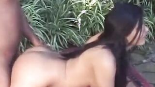 Morena gostosa do rabão fudendo com o dotado