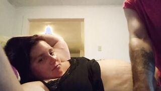 Fette Fotze mit dickem Bauch gevogelt