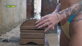 Lesbians venture naked into paradisiacal places in Brazil