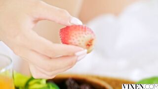 VIXEN Skinny Lily is obsessed with seducing married guys