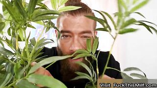 Busty Dee Williams & Petite Ember Snow Catch Xander Corvus Masturbate While They Work
