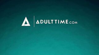 JOYMII - 2 Super Sexy Lesbians Eat Each Other's Pussies For Lovely Breakfast