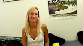 Posing Hot Relieves His Tension - Showing Off Cutie Relieves His Tension