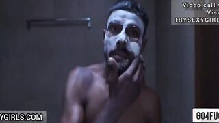 Koi Nahi Tha Ghar Par Akeli Dekh Padosi Ne Chut Choudai Ki
