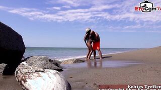 Fucking a 19 year old outdoor on the outdoors beach
