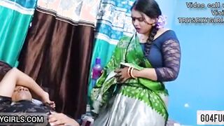 Akeli Hot Bhabhi Ko Water Mangne Ke Bahane Chod Diya ladke ne