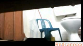 Egyptian Mom Washing Her Pussy