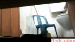 Egyptian Mom Washing Her Pussy