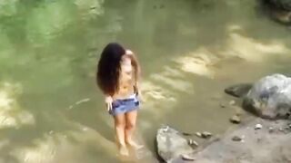 Taty Morena gostosa do rabão fudendo com o dois dotados