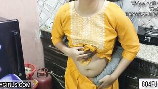 Desi Jija Ji Seduced by Shaalis Sexy Body Fucked in kitchen