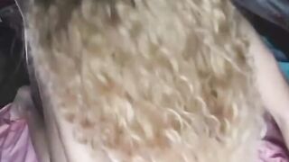 Loirinha gostosa do rabão fudendo com o negão dotado