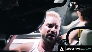 HETEROFLEXIBLE - Hunk Daddy Greg Dickson Bareback Fucks His Stuck Roommate Bruce Jones' Stunning Booty