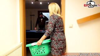 Sex inside the washroom with chubby cougar Gina Valentina