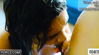 Ishmita Bhabhi Ko Khule Barish Me Nahate Dekha Dewar Chod Dala Khule