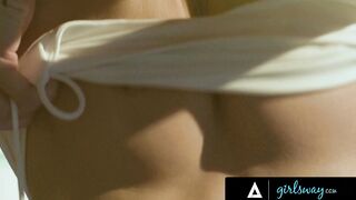 GIRLSWAY - Skinny Blonde Coco Lovelock Has Her Twat Fingering Rough While Waiting For The Laundry