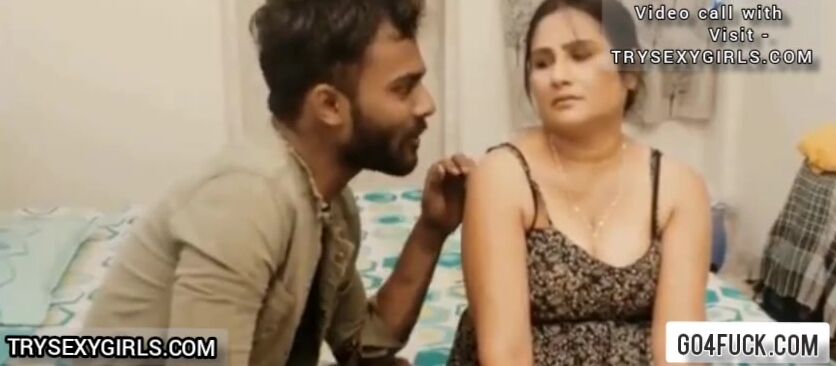 Desi Bittu Bhabhi Having Hardcore Sex With Stranger