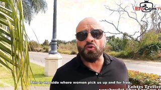 Young vacationer dates an old bro to banged
