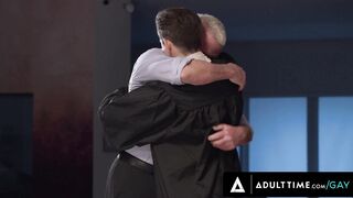 HETEROFLEXIBLE - Newly Graduated Twinkie Isaac Parker Seduces His sexy Silver Fox Professor Dale Savage