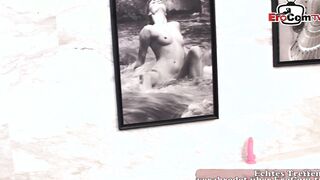 Blonde lesbians having sex into the bathtub RoxxyX