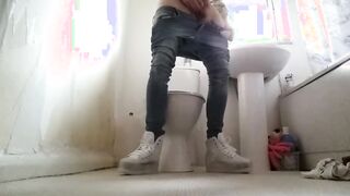 Twink Crossdresser in Tight Jeans