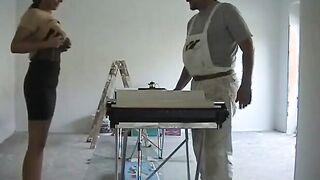 Deutscher Amateur hilft einem Bastler