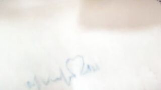 iranain humps her big ass on her husbands dick