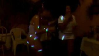 Feuchte und wilde Orgie aus Brasilien