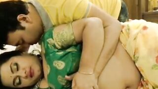 Indian Hot Padosi Bhabhi With padosi Husband Yoyo room Hindi Sex
