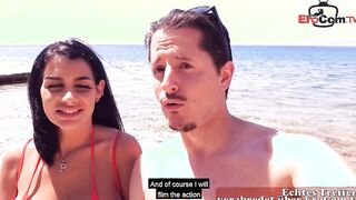 2 Latinas into a three-way on the Rosa Rozita beach