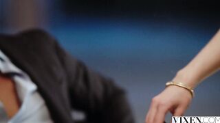 VIXEN Beautiful High Roller Amber Only Plays To Win