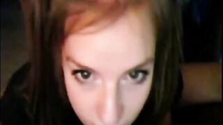 Babe's Webcam Dildo Deepthroat