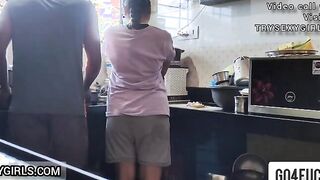 Indian Bhai Ne Apne Sister ke sath Kitchen Me