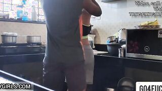 Indian Bhai Ne Apne Sister ke sath Kitchen Me