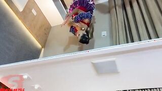 Loirinha gostosa do rabão fudendo com o negão dotado