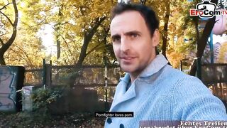 Spontaneous sex date arranged with a petite tourist