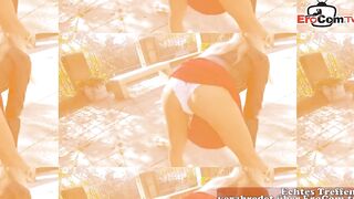 Spontaneous sex date arranged with a petite tourist