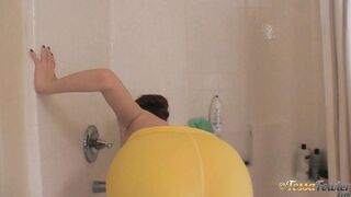 Tessa Fowler - Diary Day Shower Time three