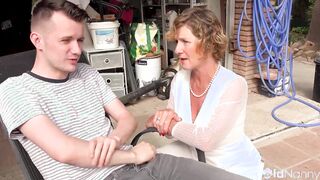 Molly Milf Cowgirl and Blowjob with Sam Bourne - AGEDLOVE
